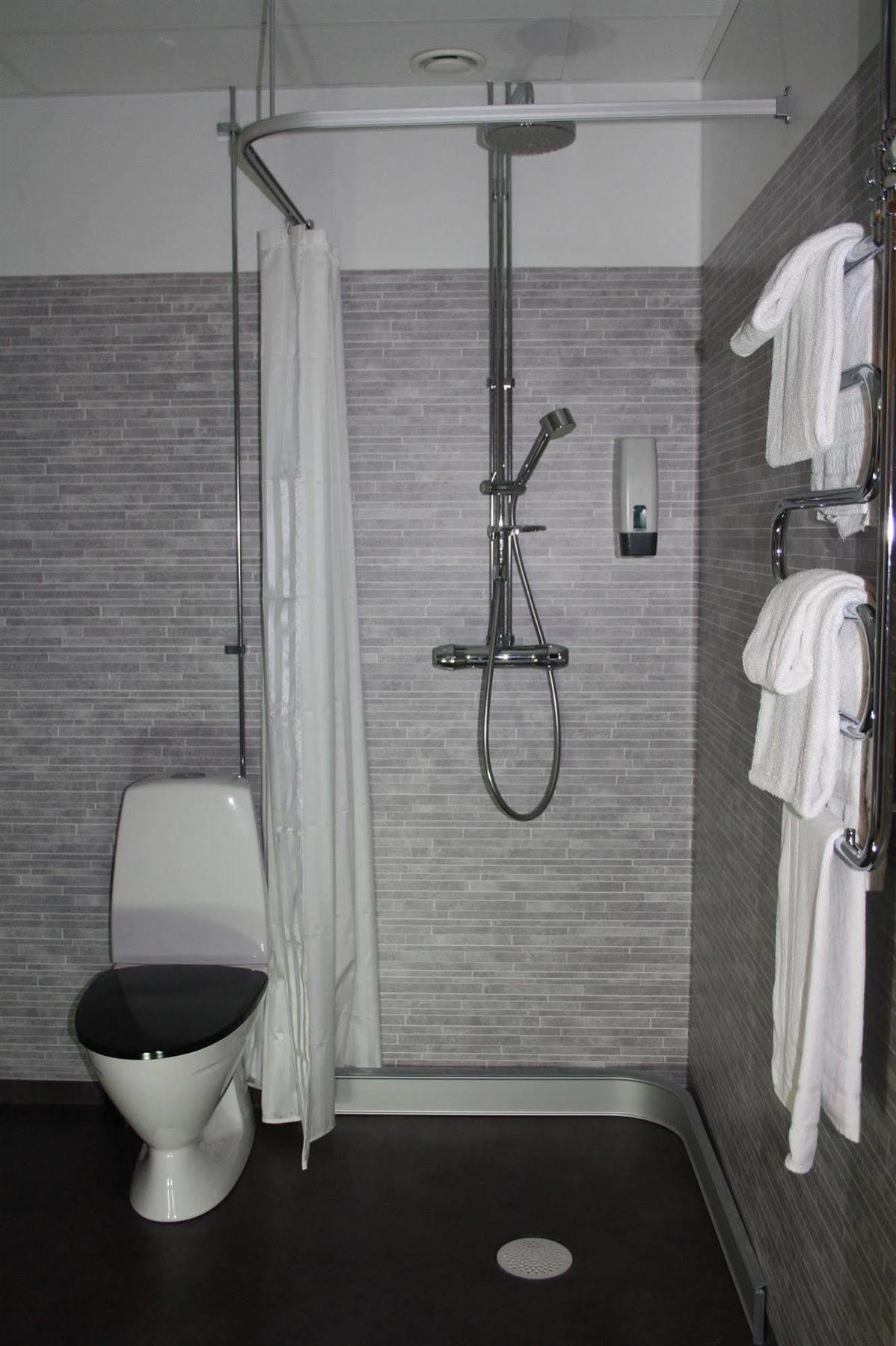 סאנדביקן Hoegbo Hotell Skommarsgarden מראה חיצוני תמונה
