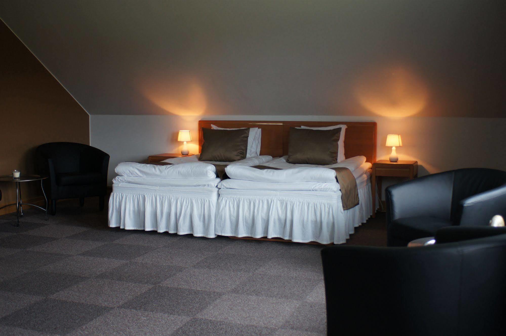 סאנדביקן Hoegbo Hotell Skommarsgarden מראה חיצוני תמונה