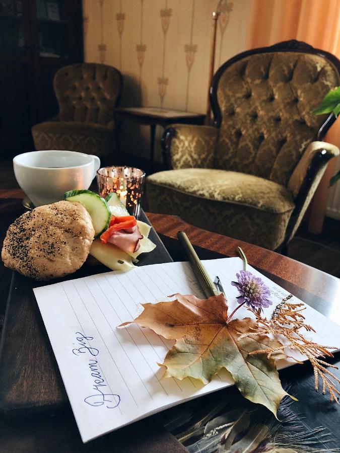 סאנדביקן Hoegbo Hotell Skommarsgarden מראה חיצוני תמונה